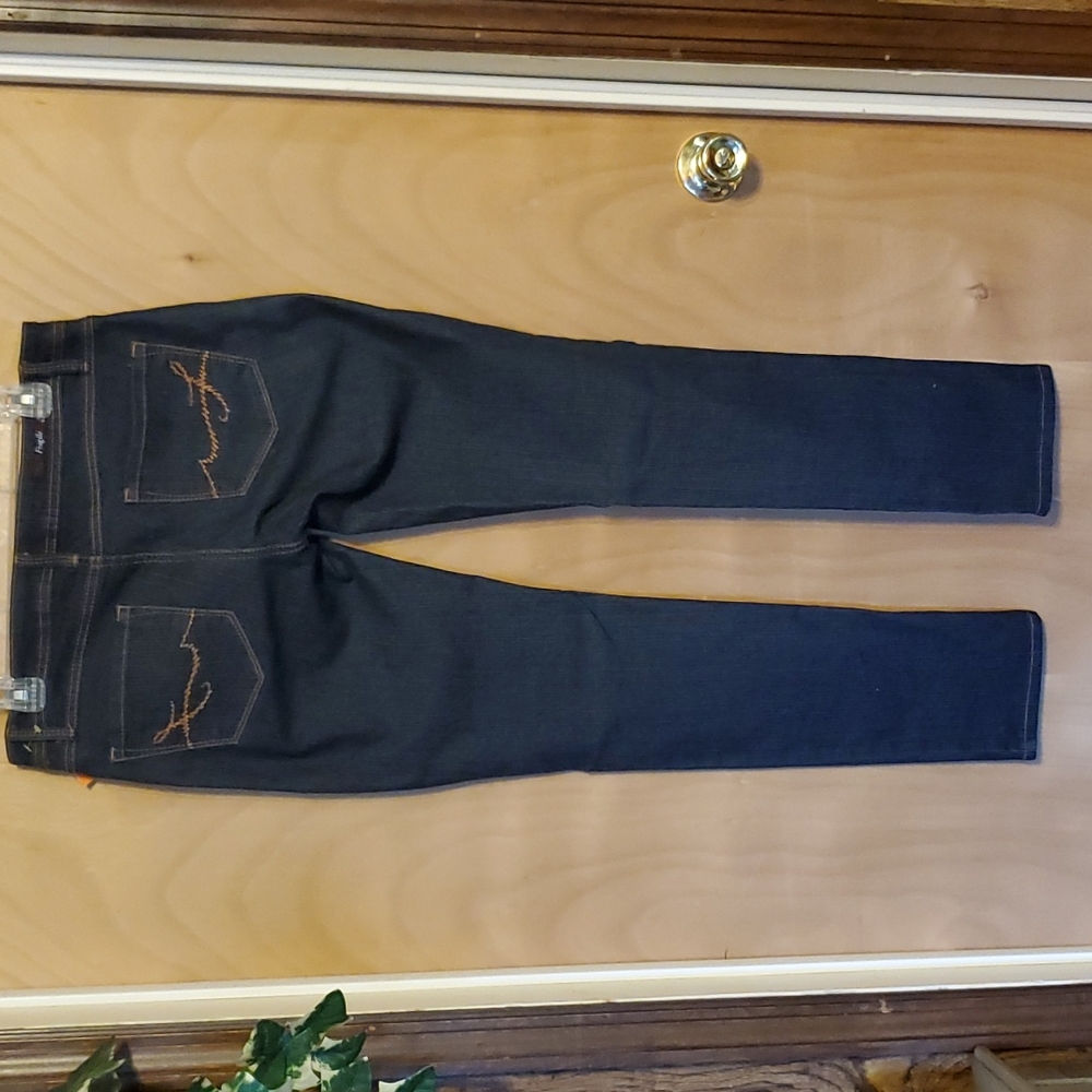 FRAGILE straight leg jeans black rinse.  New sz 9 - Picture 2 of 7